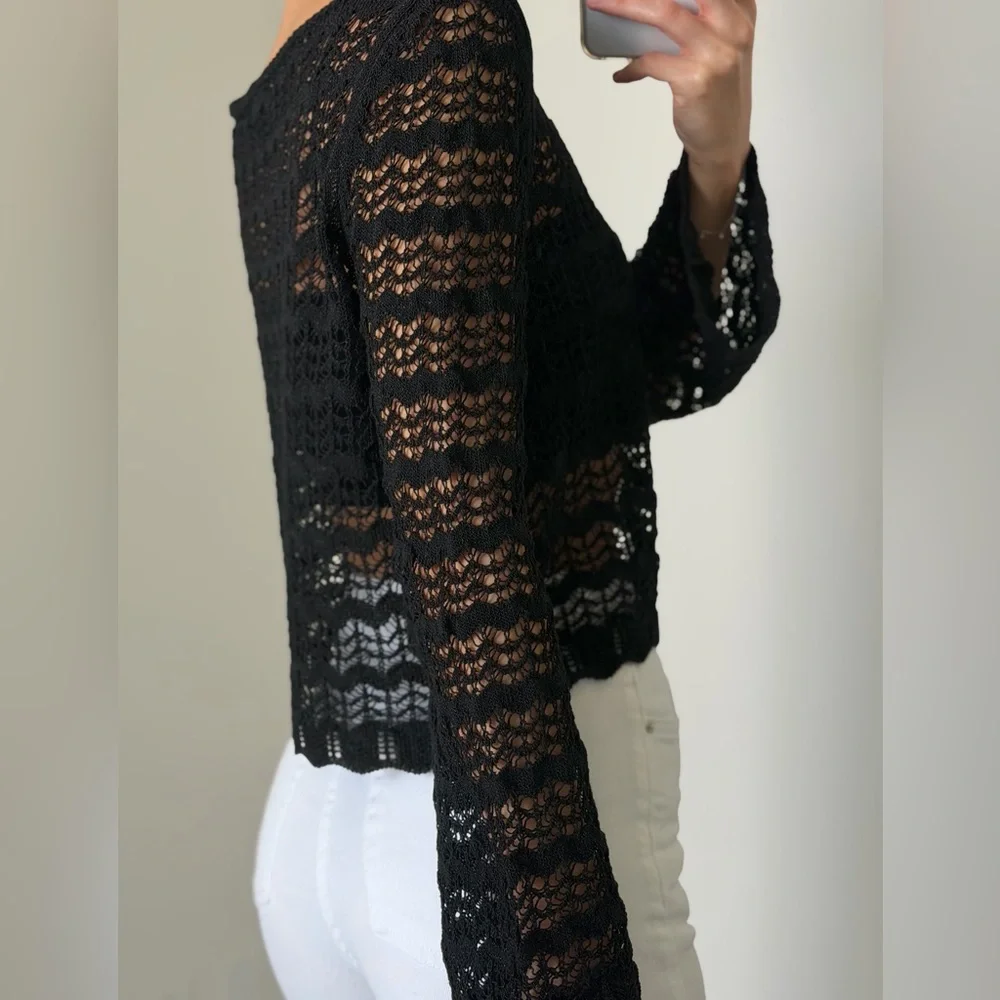 ZARA POINTELLE KNIT CROP TOP